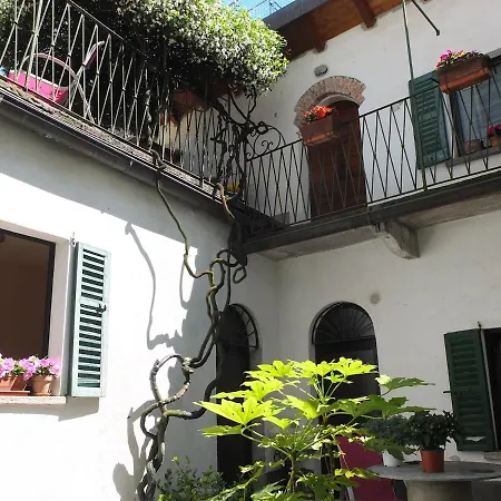 דירה Casa Canetta - Mini In Centro A Verbania אינטרה