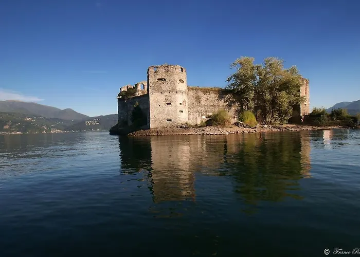 Apartment Casa Canetta - Mini In Centro A Verbania Intra